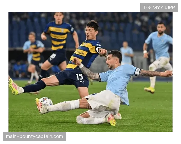 纪录片《定位球的艺术》开机，将跟拍意甲多队定位球战术设计过程